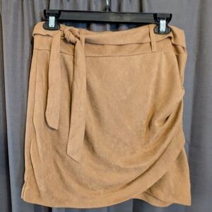 Yoins Tan Women's Skirt With Stylish Tie And Rouched Side Sz. M
